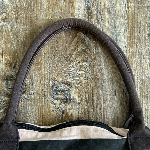 Victoria Secret | Expandable Tote Bag - Picture 3 of 9